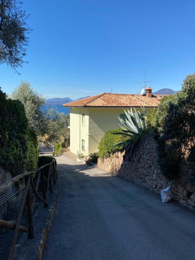 Oleander House Apartments Torri Del Benaco Exterior foto