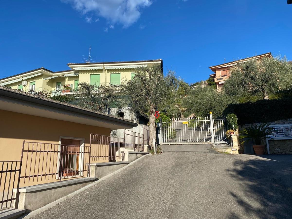 Oleander House Apartments Torri Del Benaco Exterior foto